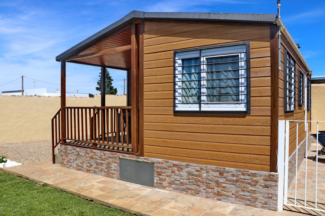 Bungalow con piscina privada Conil De La Frontera Exterior foto